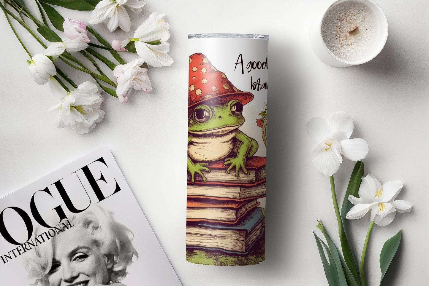 Cozy Frog Book Stack Coffee Tumbler – 20 oz Skinny Cup for Bookworms - Sippincity